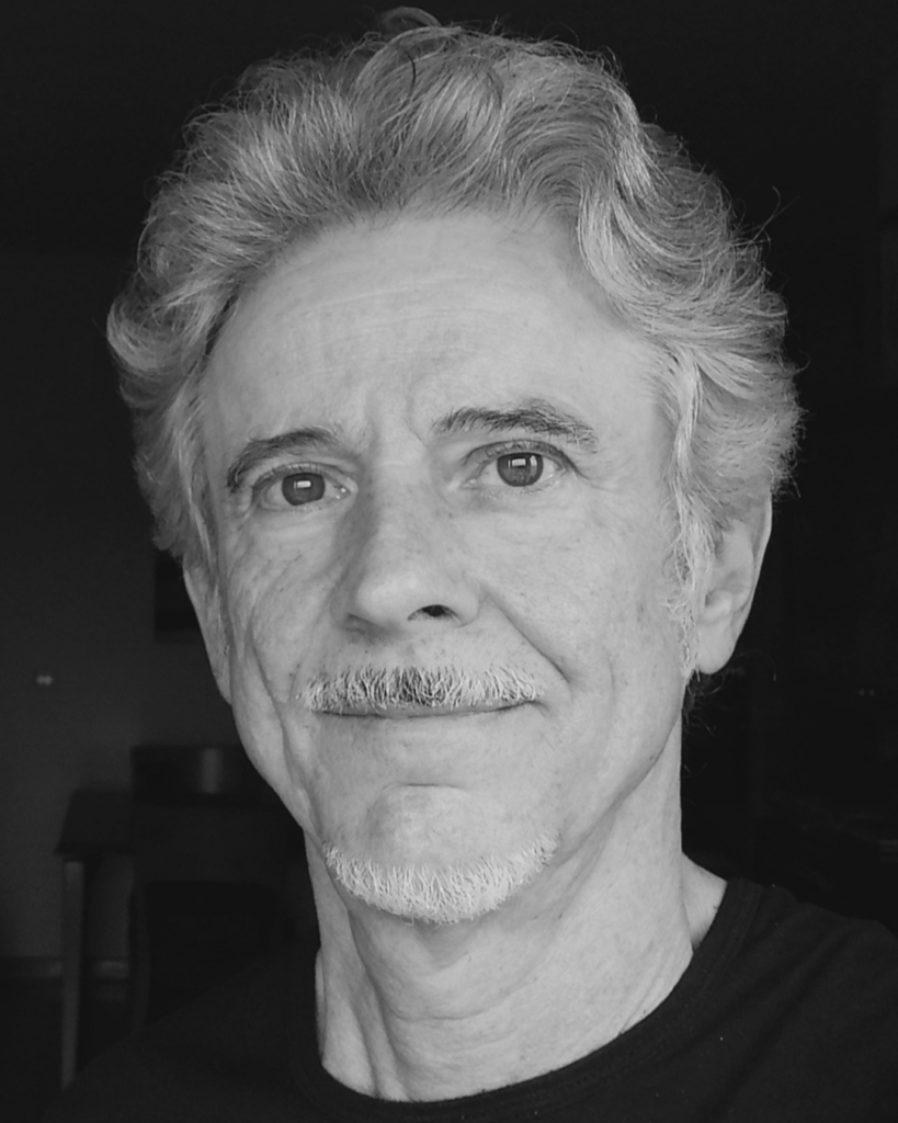 Luis Velázquez blanco y negro